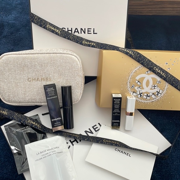 CHANEL Makeup Chanel Holiday Gift Set 223 Easy Come Easy Glow